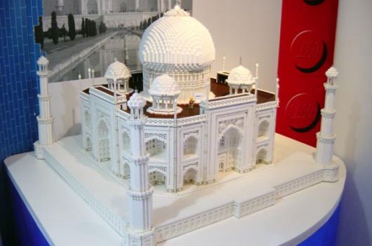 Famous Buildings in Lego Art