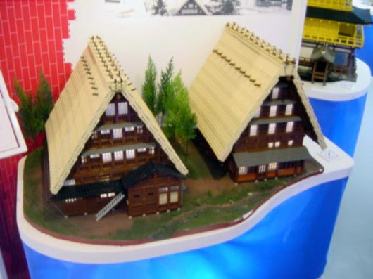 Famous Buildings in Lego Art