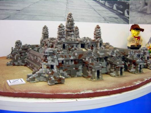 Famous Buildings in Lego Art