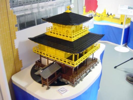 Famous Buildings in Lego Art
