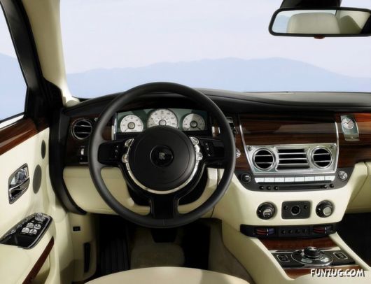 Rolls Royce Luxury Car