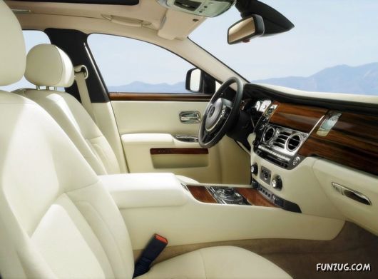 Rolls Royce Luxury Car