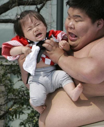 Naki Sumo - Baby Crying Festival Held In Japan