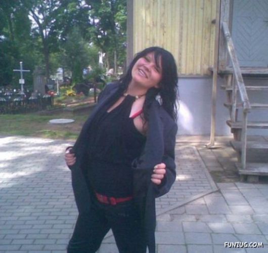 Crazy Models At Craziest Places