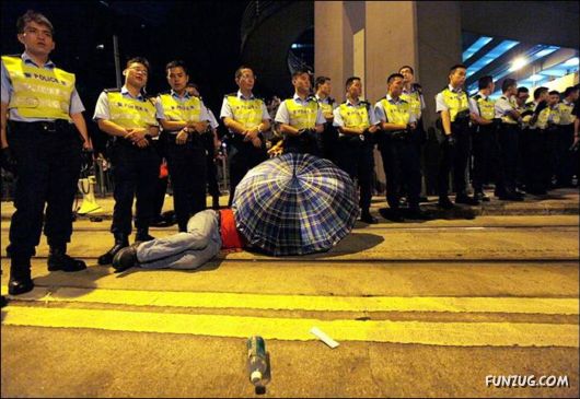 People Can Sleep Anytime, Anywhere