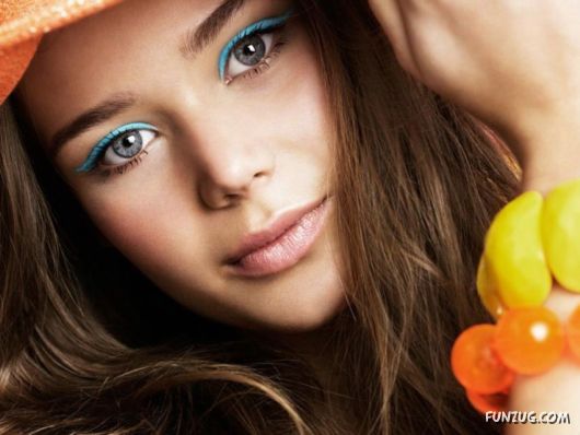 Beautiful Lips Exclusive Pictures