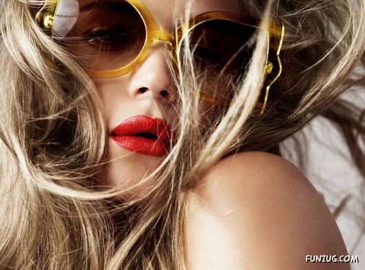 Beautiful Lips Exclusive Pictures