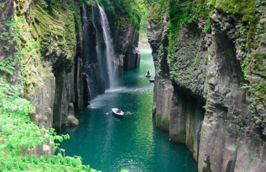 10 Most Amazing Basalt Formations In The World