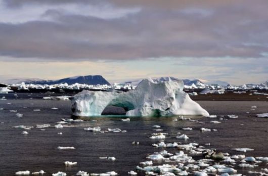 Beautiful Icebergs Around The World