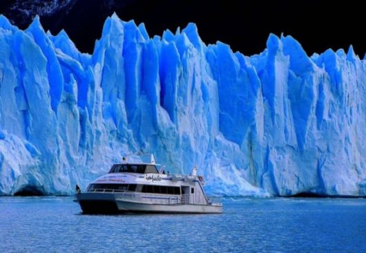 Beautiful Icebergs Around The World