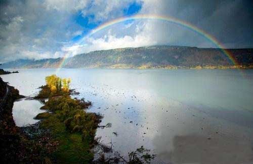Amazing Rainbows in the Sky