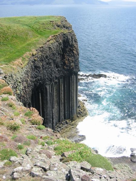 The Mysterious Pillar Island, Scotland