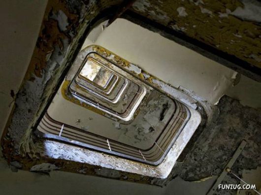 Incredible Pictures Of Unusual Stairs