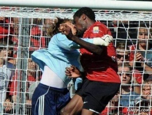 Great Timing Photos With Unusual Perspective