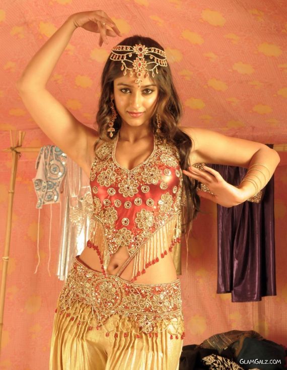 Pretty Ileana DCruz Photo Gallery