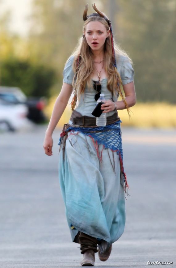 Pretty Amanda Seyfried Prancing Around