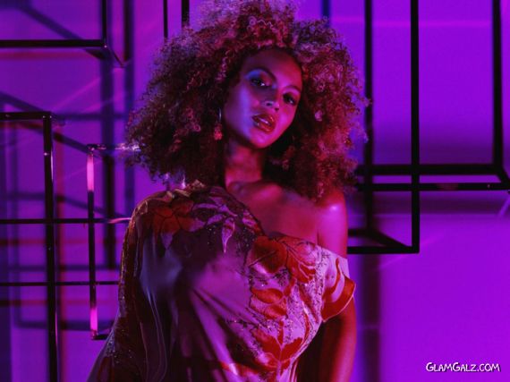 Click to Enlarge - Beyonce Knowles Hot hotw