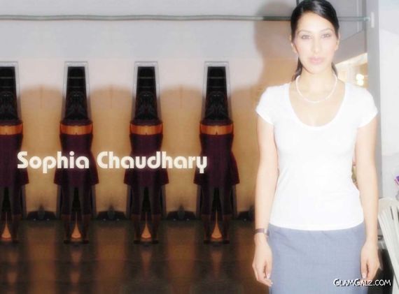 Click to Enlarge - Spicy Sophie Choudry Wallpapers