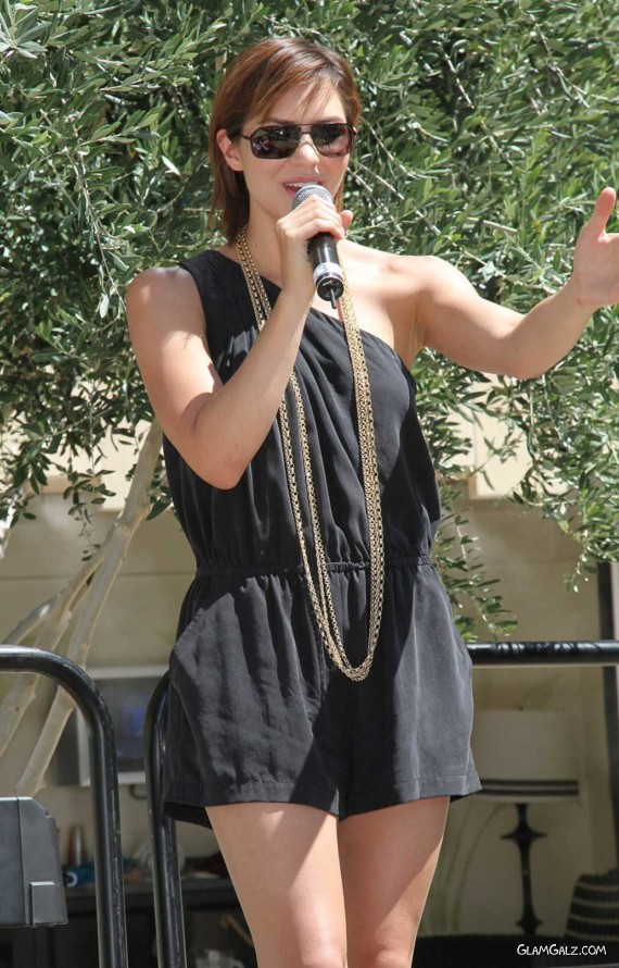 Gorgeous Katharine McPhee Photoshoot