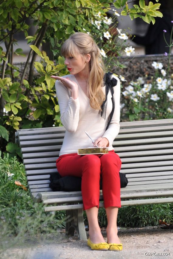 Taylor Swift On Set Of Begin Again