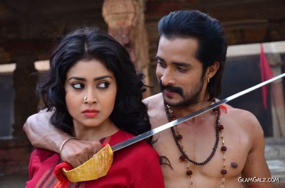 Shriya Saran Stills From Her Latest Movie