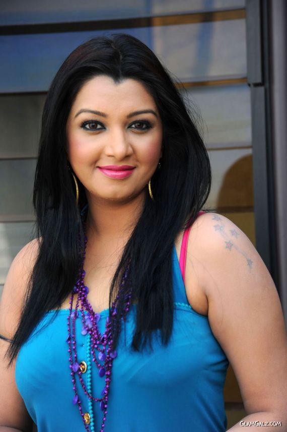 Spicy South Indian Beauty Sidhie