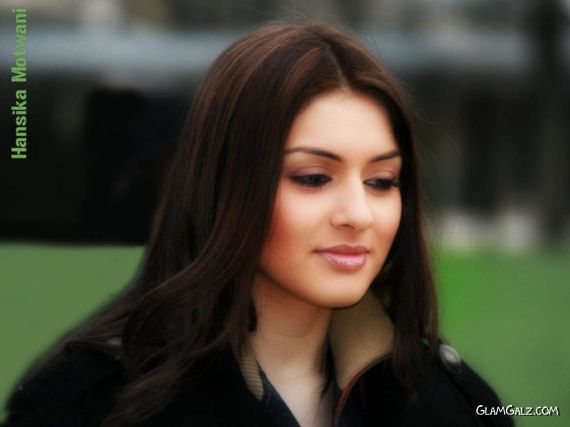 Click to Enlarge - Pretty Hansika Motwani Wallpapers