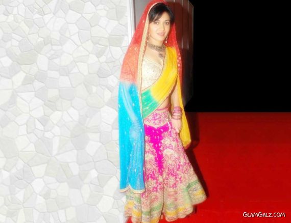 Click to Enlarge - Indian Actress Sonal Sehgal Walls