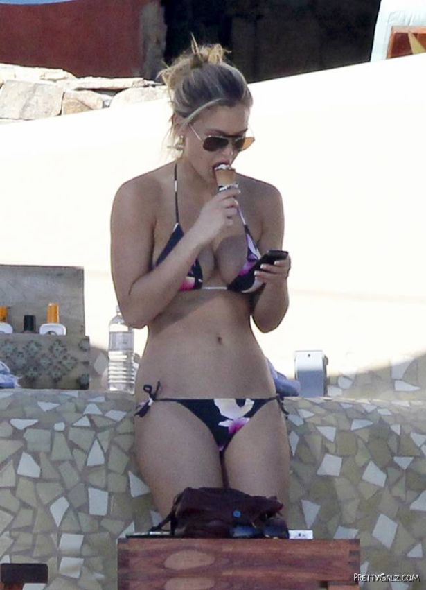 Bar Refaeli Bikini Candids in Mexico
