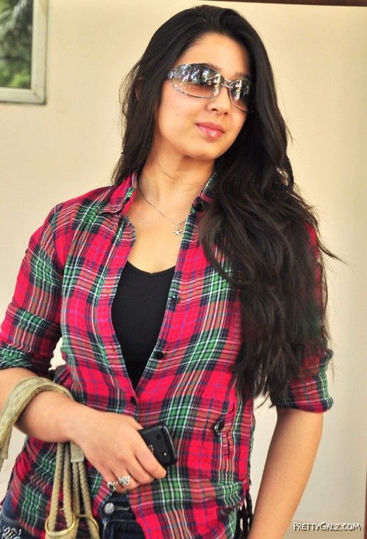 Tollywood Heroines In Stylish Sunglasses