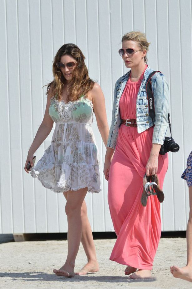 Kelly Brook On A Vacation In Miami Beach