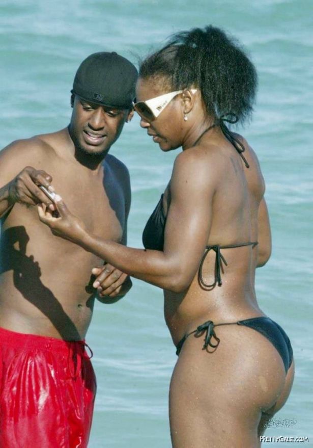 Serena Williams Bikini Shots