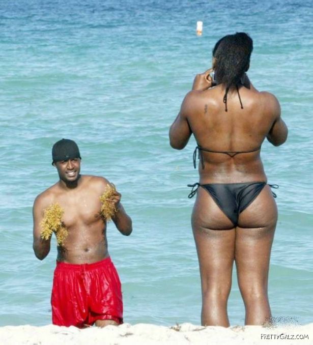 Serena Williams Bikini Shots